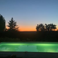 Piscine et coucher de soleil - Maison Mard'Or